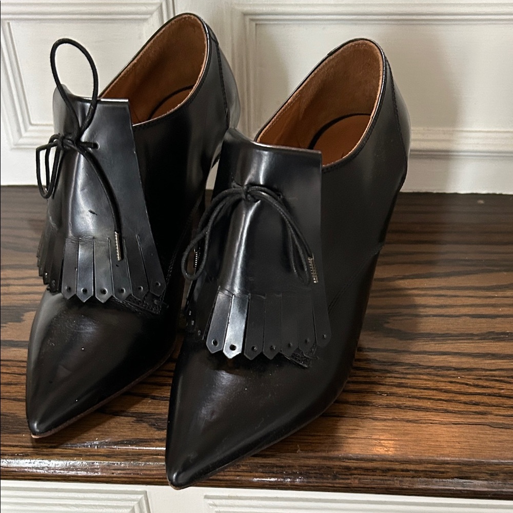 Marc Jacobs Black Fringe Heels